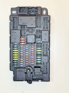 MINI Cooper Clubman R55 JBE module Fuse Box 61353455530-01 - Picture 1 of 14