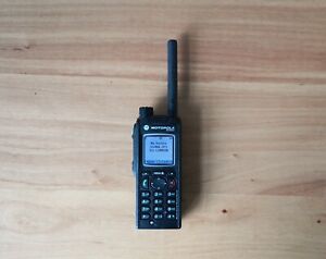 Motorola MTP850 TETRA Digital radio H60PCN6TZ6AN PT912B HAM 380-440MHz