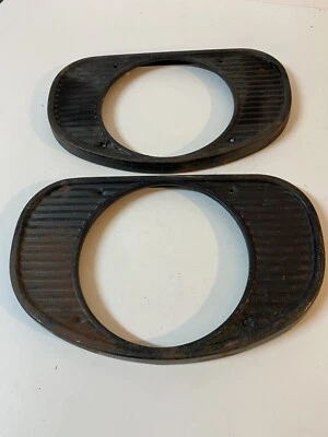 NOS 1962 CHEVROLET TRUCK RARE HEADLIGHT BEZEL TRIM APACHE C10 C20 C30 No Ding PR - Image 1 of 4