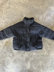 Women’s Levi’s Winter Snow Coat Size L Black Heavyweight Puffer Q9 - Picture 1 of 5