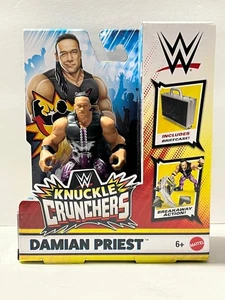 Figura de acción de lucha libre Damien Priest serie 4 Mattel WWE Knuckle Crunchers - Imagen 1 de 2