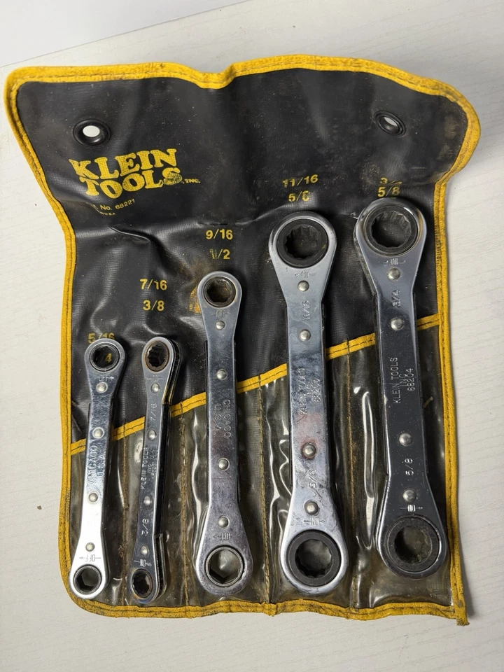 Klein Tools 68245 Reversible Ratcheting Wrench Set 5-Piece, chrome lightly used - Image 1 of 2