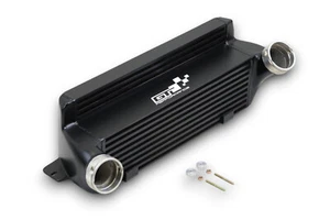 Aggiornamento Intercooler BMW 1M 135i 335i xi is E82 E90 E92 N54 N55 E88 FMIC E91 E93 - Foto 1 di 6