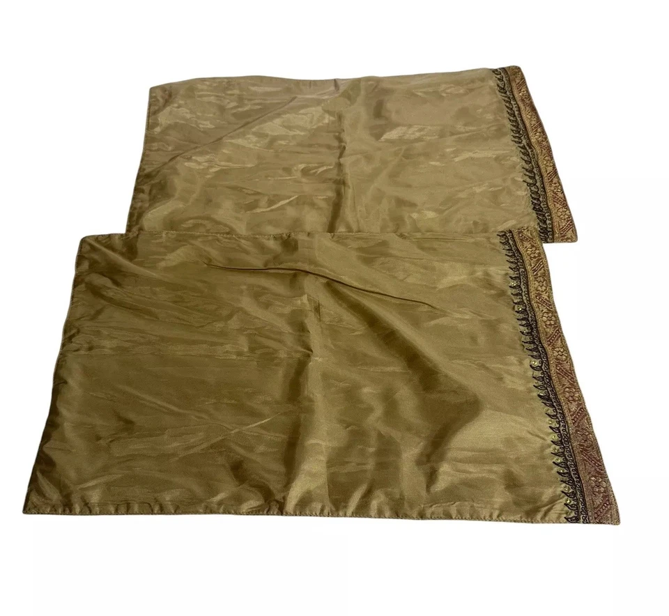 Milli Home Marsha Cutler Juego de 2 manteles de mesa de cena con cuentas doradas Foto 1 de 4