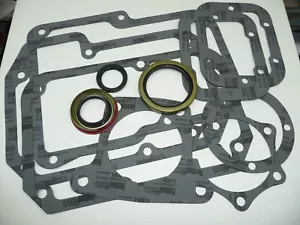 T98 4-speed Manual Transmission Gasket & Seal Kit - Picture 1 of 2