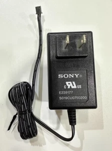 Genuine Sony E239177 7.5V 2A AC Adapter For Sony Clock Player CS15IP Radio - Picture 1 of 2