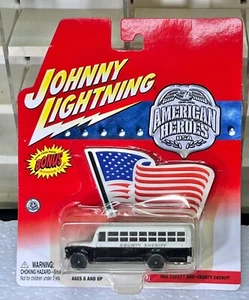 Johnny Lightning White Lightning American Heroes Police '56 Chevy Bus CHASE NOS - Picture 1 of 4