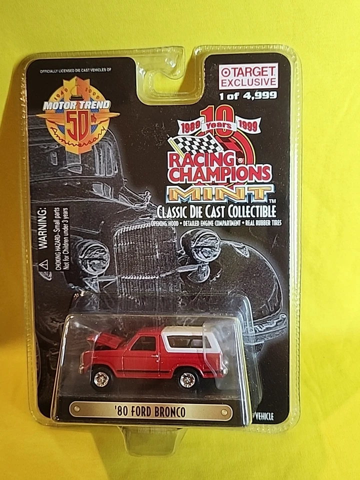 Racing Champions 1956 Chevy Nomad Motor Trend Issue #239 Diecast Car