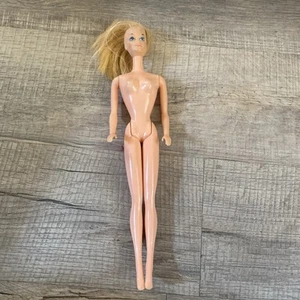 Vintage 1958 Mattel blonde Haare blaue Augen Barbie Puppe - Bild 1 von 7