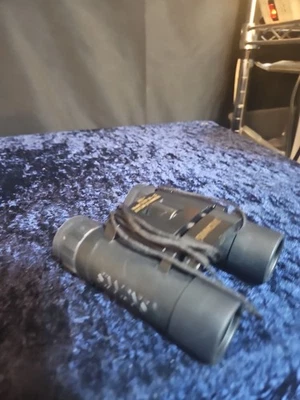 Simmons Model# 1159 Folding 10 X 25 Binoculars @K-1 - Image 1 of 4