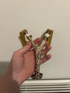 Deer Antler Catapult with Bands - Picture 1 of 3