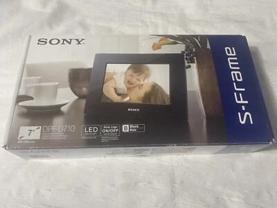 Sony DPF-D710 7" Digital Picture Frame - Image 1 of 4