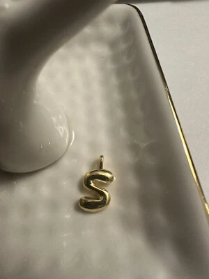 925 Sterling Silver Gold Plated Letter S - Initial Script Cursive Alphabet Charm - Image 1 of 3