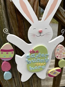 Pascua - Percha de puerta - Conejo (el conejo de Pascua se detiene aquí) - Madera - Usado - Imagen 1 de 4