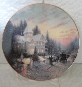 Knowles - Thomas Kinkade - "The Magic of Christmas"- Collectible Plate - Picture 1 of 2