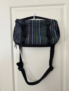 NEU Ethnotek Somanya Sling 14" Tasche Umhängetasche Laptop Vegan Schulter Messenger - Bild 1 von 8