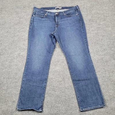 Levis Jeans Womens 18W Classic Straight Blue Medium Wash Denim Stretch Plus Size - Image 1 of 4