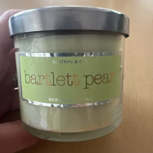 Bath & Body Works Slatkin & Co Bartlett Pear 4 oz Candle Single Wick - Picture 1 of 3