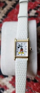 VTG Lorus Micky Mouse V810-5000 Women's Tank Stlye Gold Tone Watch Roman Numeral - Picture 1 of 14