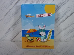 Tarjetas de juego estándar Skechers Manhattan Beach, California perro de surf - N8 - Imagen 1 de 4