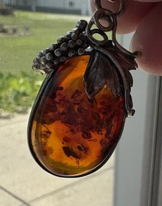 Vintage Sterlingsilber großer baltischer Bernstein Blumen Blatt & Trauben Anhänger - Bild 1 von 12