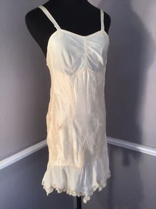 Authentic Vintage 1920s Flapper Corset - Picture 1 of 15