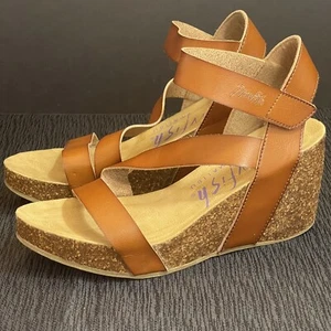 Blowfish Malibu Women's Hapuku Strappy Wedge Sandals Size 11 Brown - Picture 1 of 8