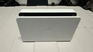 Nintendo Switch Stazione di Ricarica OLED Solo HEG-007 - Bianco - Foto 1 di 3
