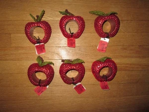 6er Set PIER 1 IMPORTS Serviettenringe rot mit Schmucksteinen besetzt Perlen roter Apfel * Neu mit Etikett - Bild 1 von 4