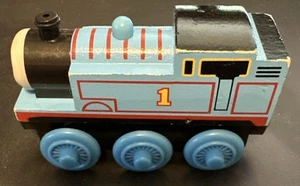 Thomas der Zug & Freunde PANZERLOK - Holzeisenbahn Lernkurve 2003 - Bild 1 von 6