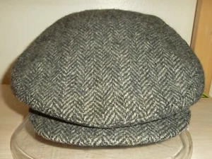 CAPPELLO IN LANA SPINA DI PESCE NEWSBOY CAP-FINEST HEADWEAR TAGLIA 7 1/4"-7 3/8" 100% LANA/MADE IN USA - Foto 1 di 5