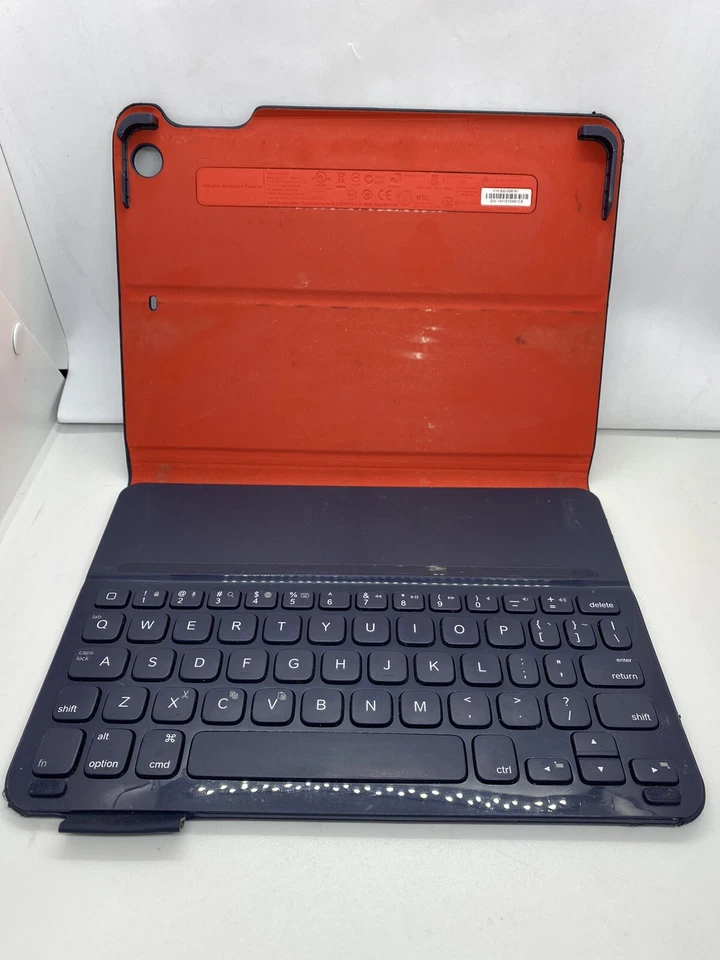 Teclado Logitech Y-R0044 Ultradelgado Bluetooth Integrado Folio I5 para iPad Air Foto 1 de 4