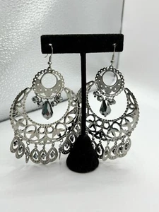 Silver Tone Filagree& Hematite Colored Crystals Chandelier Boho Pierced Earrings - Picture 1 of 7