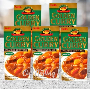 5 S & B Golden Curry Japanese Curry mix Medium Hot 3.2oz Each - Picture 1 of 2