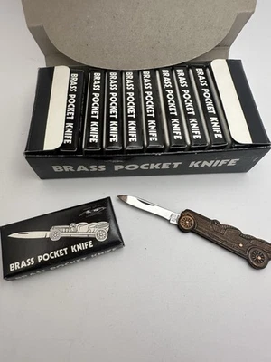Одна дюжина винтажных латунных туристических автомобильных складных карманных ножей Parker Cut Co новые из старых запасов - Изображение 1 из 4
