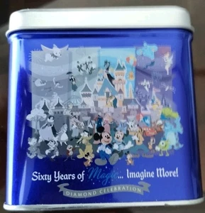 Disneyland 60° Anniversario Diamante Celebrazione Souvenir Baseball Nuovo - Foto 1 di 4