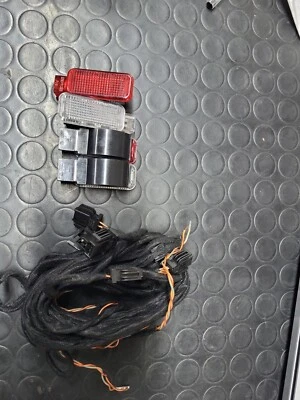 Kit Originale Luci Porta Audi A1  A4 A5 A3 A7 Q3 Q5 tt ibiza ALTEA EXEO - Immagine 1 di 3