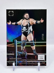 Panini Photogenic WWE 2024 - Bronson Reed Silver 47/99 #149 - Imagen 1 de 2