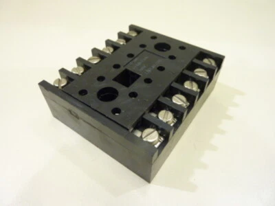 CUSTOM CONNECTOR Relay Socket SD12 New #43353 - Image 1 of 3