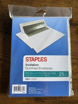 Sobres de 25 grapas A7 tejidos blancos forrados en lámina de plata para invitación de tarjeta 5X7 Foto 1 de 4