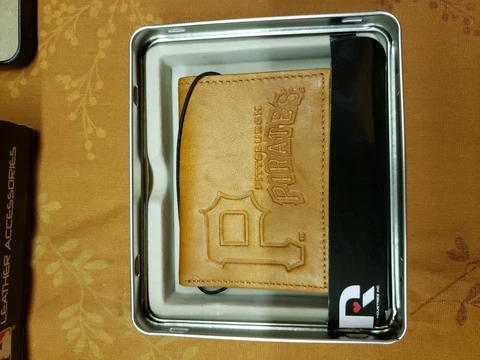 Pittsburgh Pirates MLB Embossed Leather Trifold Wallet ~ New Cover