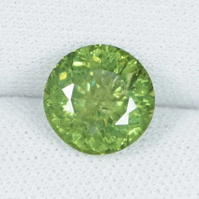 3.46 ct RARE  YELLOWISH  GREEN NATURAL DEMONTOID ANDRATITE GARNET See Vdo 3295 J - Image 1 of 3
