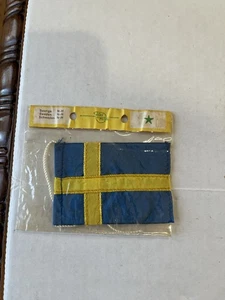 Vintage 70er Jahre Schweden Kaufmann Fähnrich Mini-Flagge mit original Garn Fallen. - Bild 1 von 2
