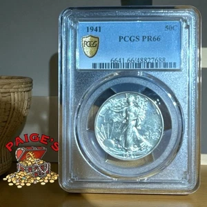 Medio dólar Proof Walking Liberty 1941 graduación profesional plata Pr66 - Imagen 1 de 3
