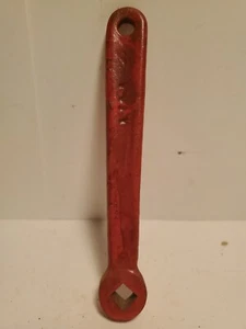 ¿Mango de válvula llave herramienta agrícola tractor IH rojo vintage? - Imagen 1 de 3
