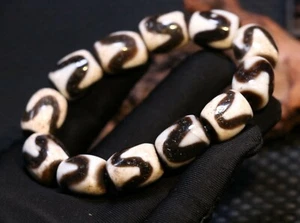 Energy Tibetan Old Agate Sharp Tiger Tooth Rice Shape dZi Bead Bracelet Amulets - Picture 1 of 9