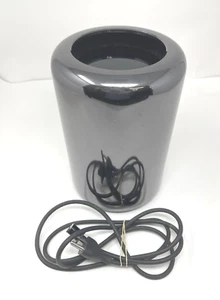 Apple Mac Pro Quad Core 3.7Ghz Intel Xeon E5 1TB SSD 64GB A1481 2013 Very Good - Bild 1 von 6