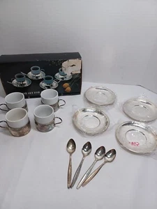 Vintage versilberte halbe Tasse Set für 4 mit Untertassen und Löffeln Neu im Karton - Bild 1 von 7