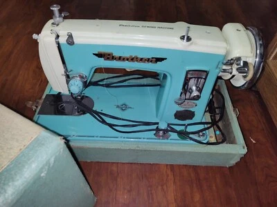 Máquina de coser Brother años 60  Foto 1 de 4