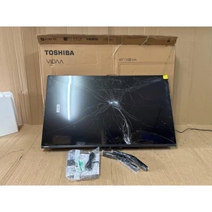 TOSHIBA 43UV2363DG Smart TV 4K UHD de 43", sin Marcos, con HDR10, Dolby Audio, C - Foto 1 di 10